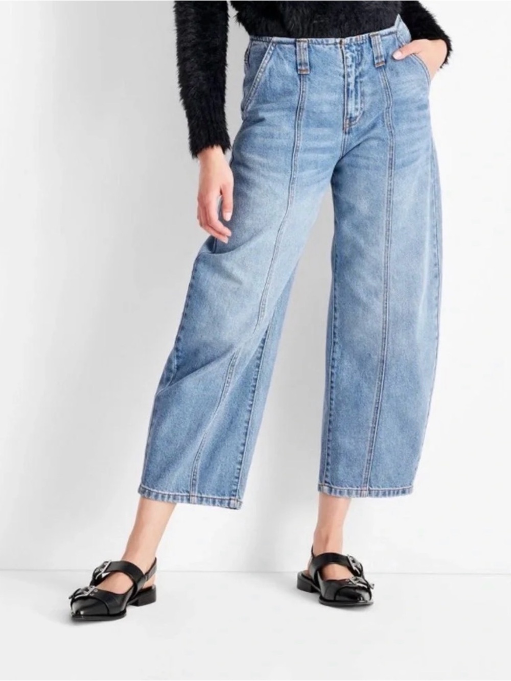 Women's Mid-Rise Barrel Leg Jeans - Future Collective Medium Wash NWT